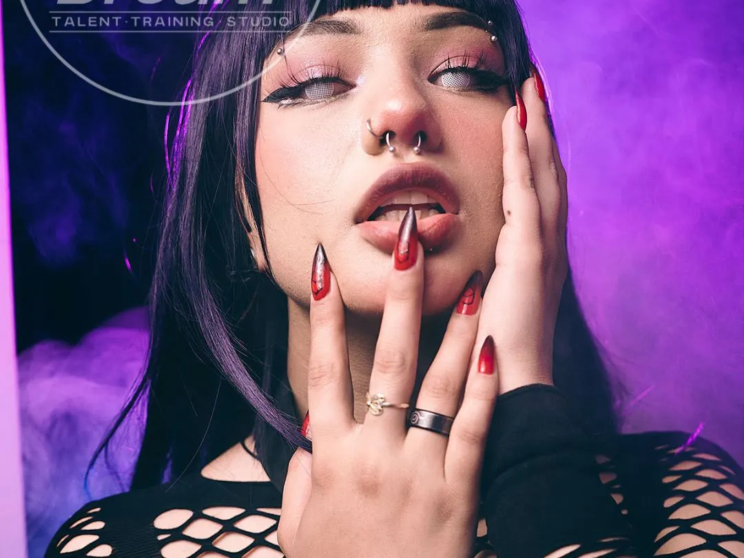 blackcryystal profielfoto van cam model