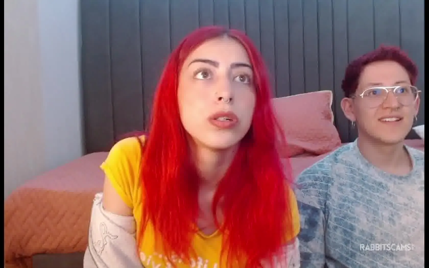 Intérprete LetsOlivia Video 1