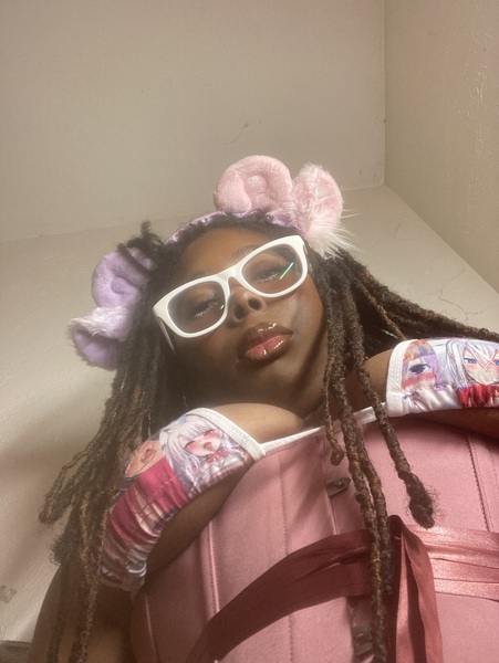 Performer KingLovel Photo 5