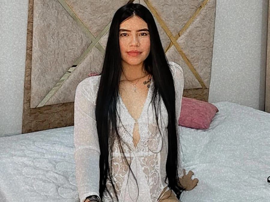 Imagen de perfil de modelo de cámara web de Issalatiin