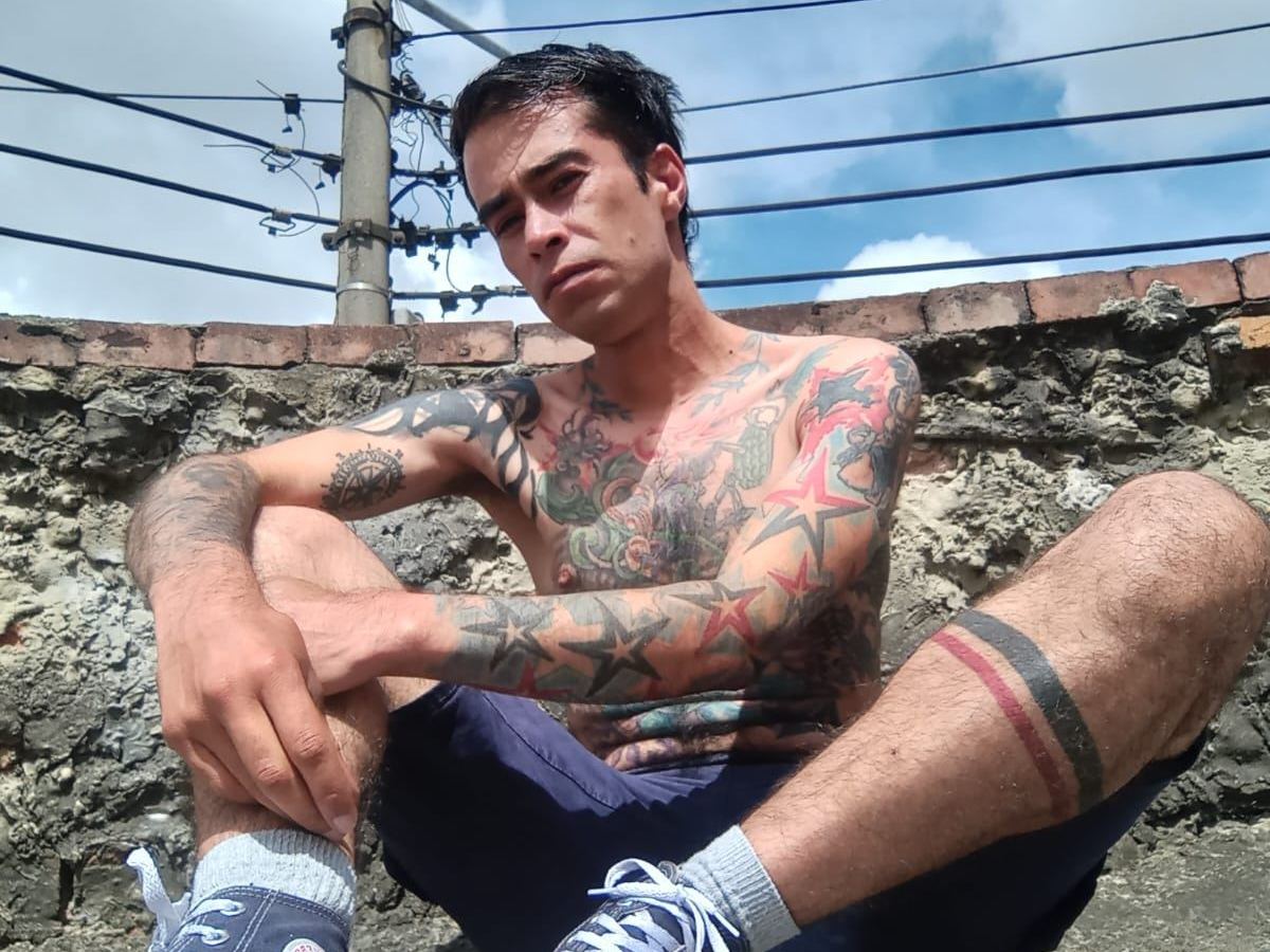 Imagen de perfil de modelo de cámara web de EscorpionTattoSC