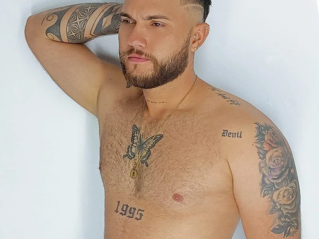 Image de profil du modèle de webcam Rooobeeerrth