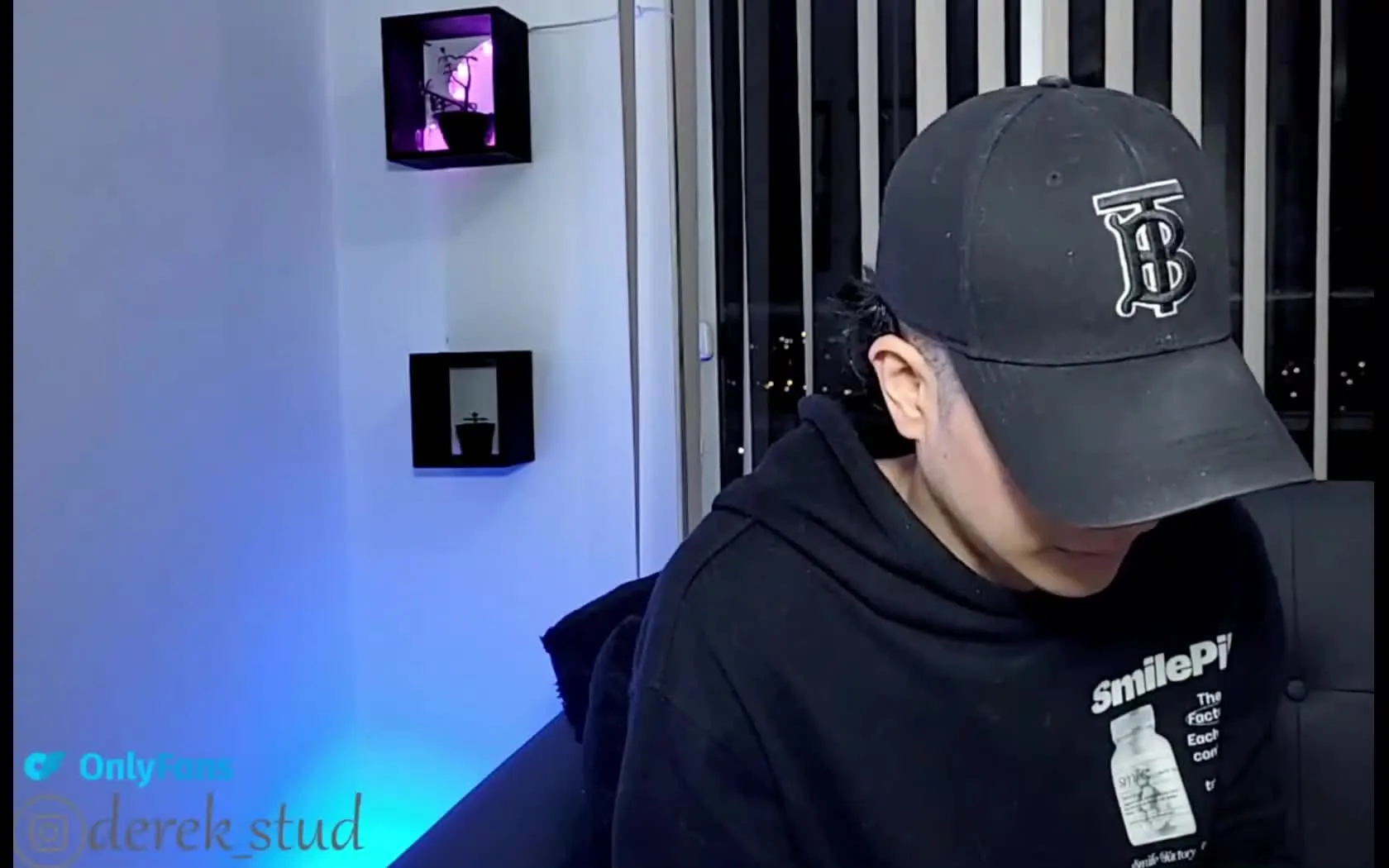 Intérprete DerekStud Video 1