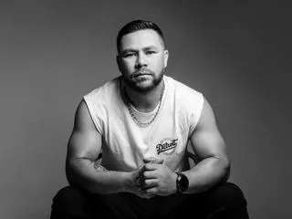 Imagen de perfil de modelo de cámara web de ChrisThunder