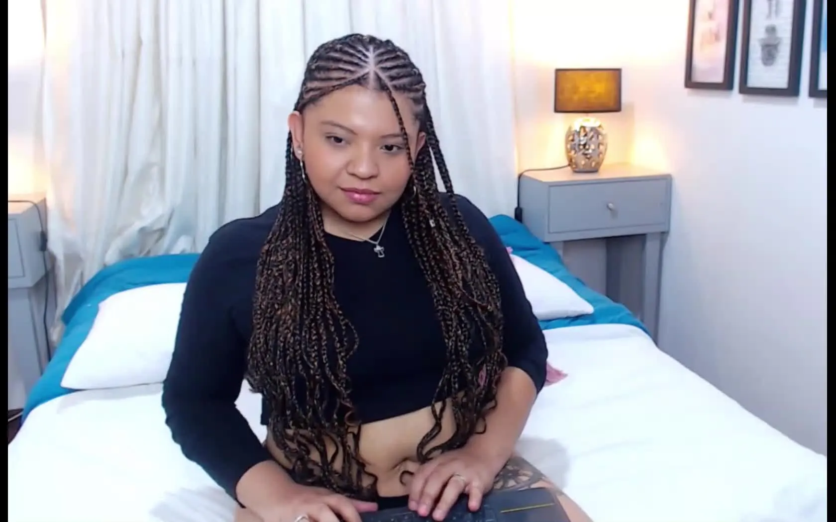 Performer BiviSaenz Video 1