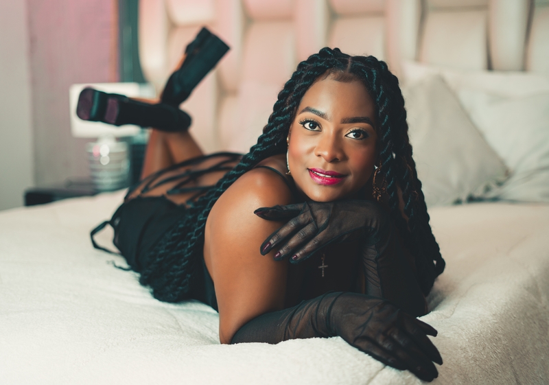 Artiest NahomiThompson Foto 2