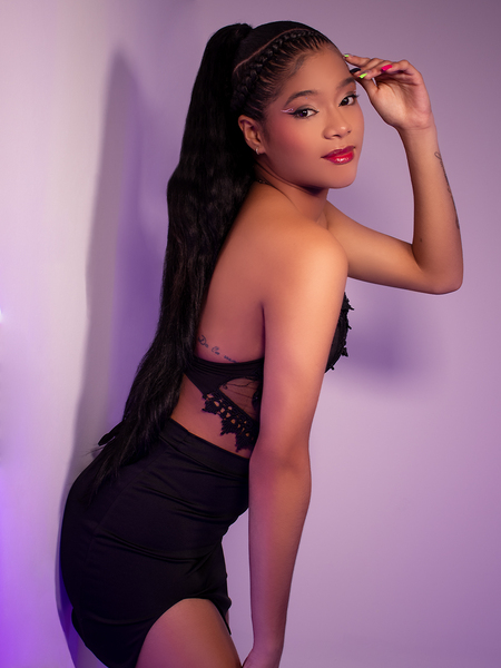 Interprete AishaWest Foto 5