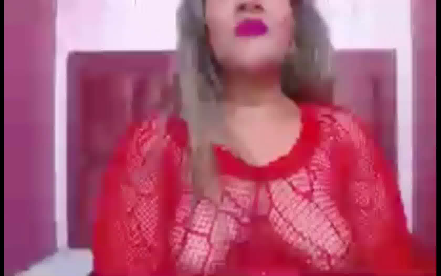 Artist Vickyjhons19 Video 1