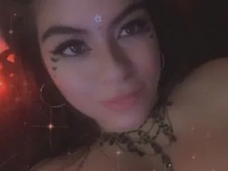 Image de profil du modèle de webcam Sweetmeelody