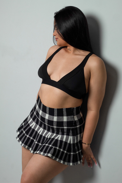 Performer MelanyPrada Photo 2