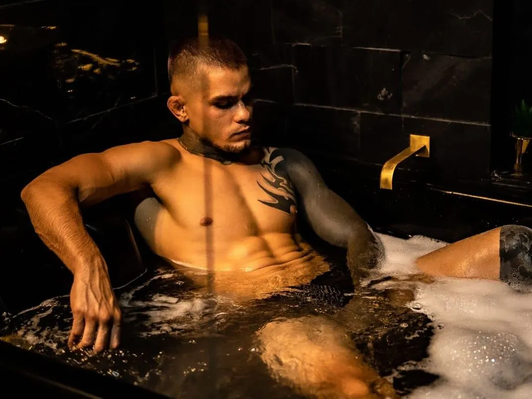 Imagen de perfil de modelo de cámara web de MasterOliverTyler