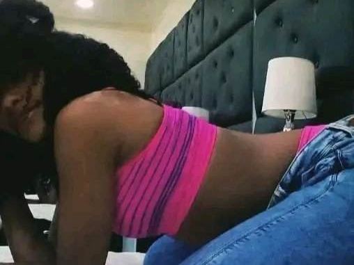 Lilypetty profilbild på webbkameramodell