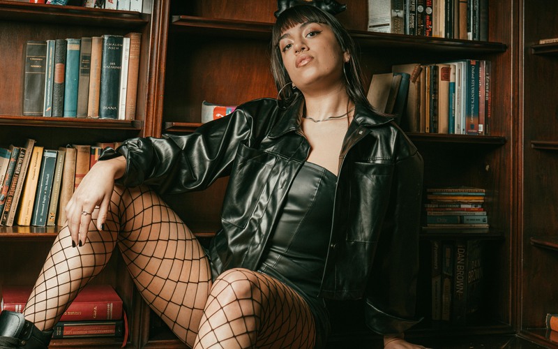 Artista IzzyAdams Foto 4