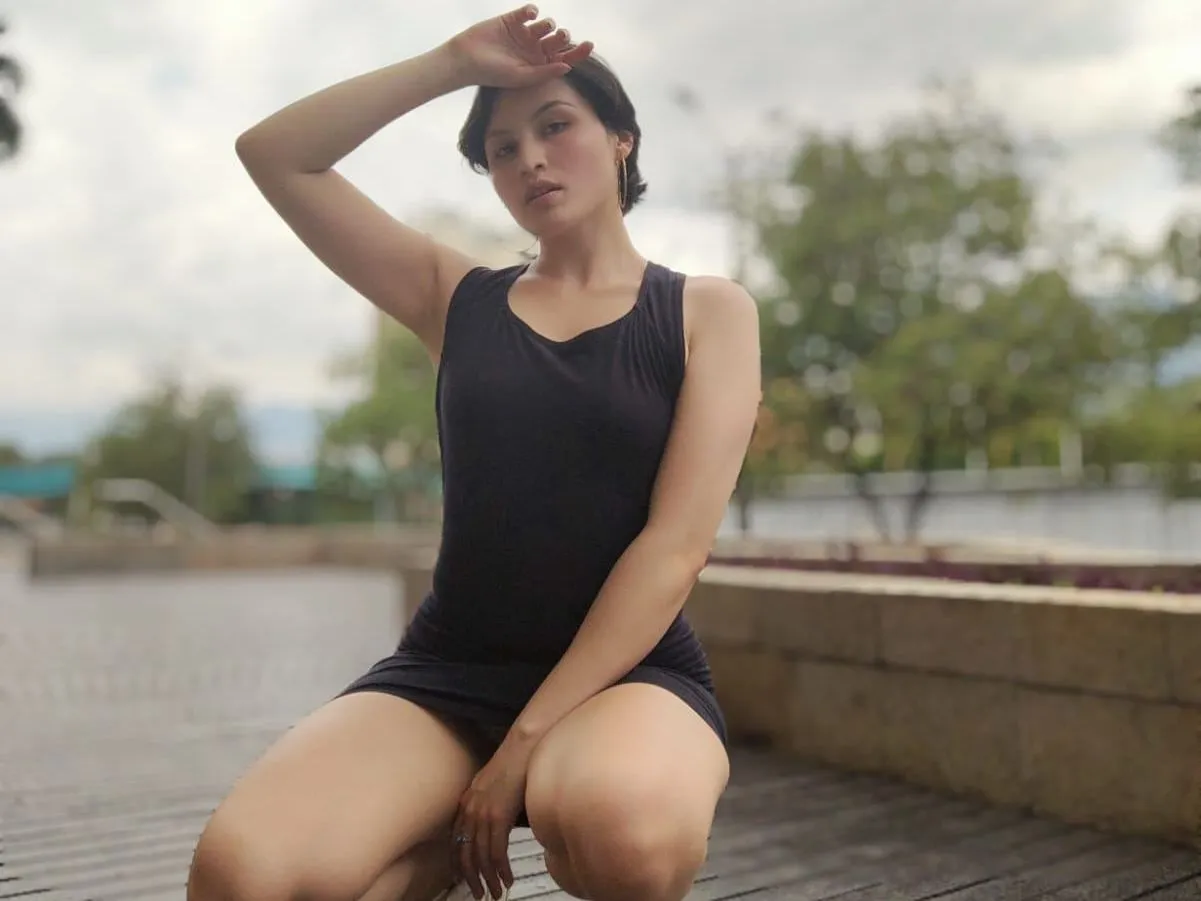 EmillyGreey immagine del profilo del modello di cam