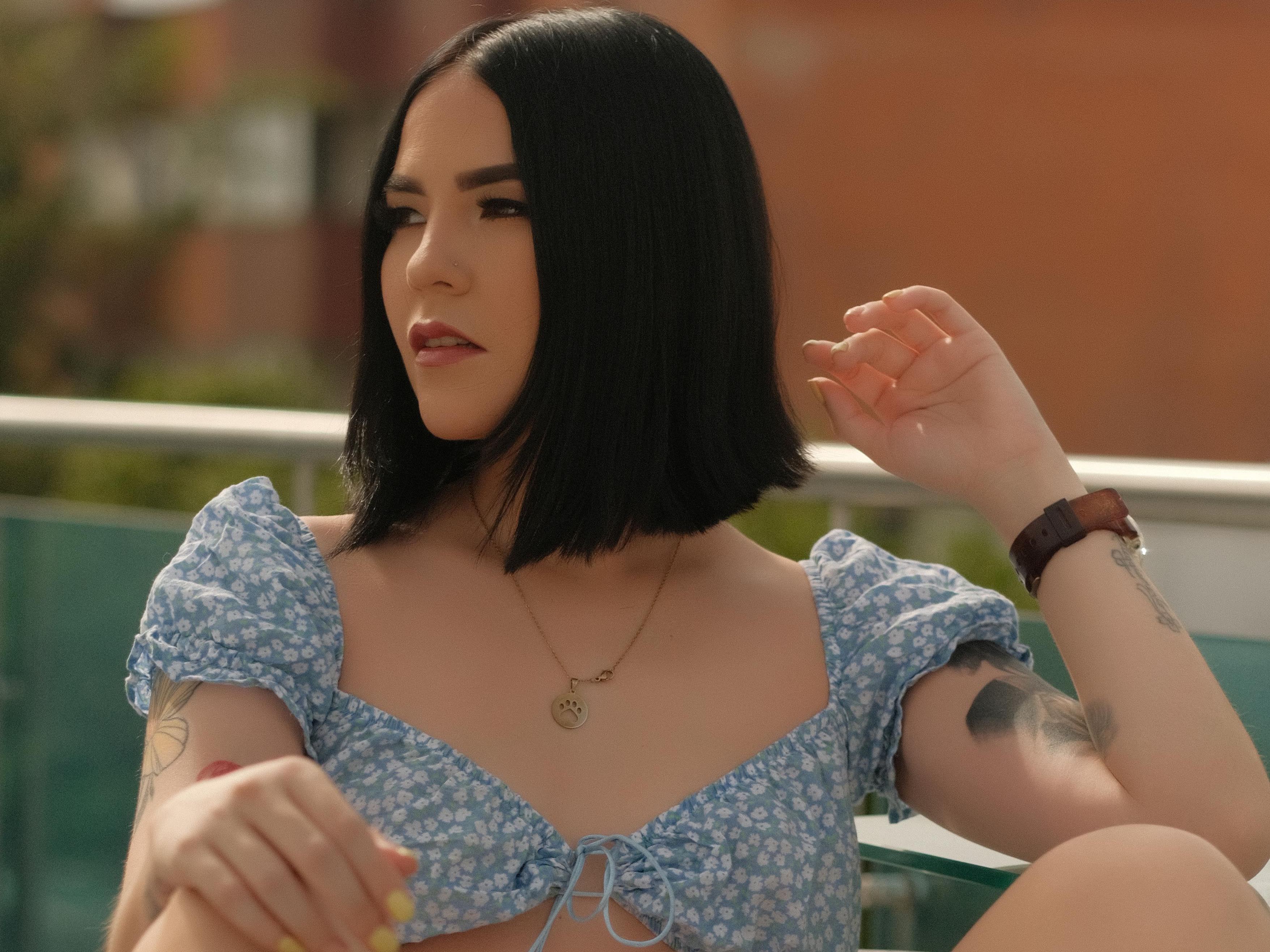 AriFerrer18 profilbild pÄ webbkameramodell