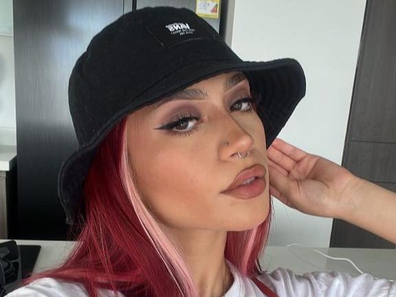 Profilbilde av EvvaAdamss webkamera modell