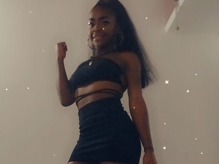 Image de profil du modèle de webcam LeticiaAllford