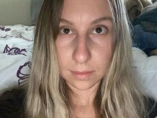 MilfMummy019 profilbild på webbkameramodell 