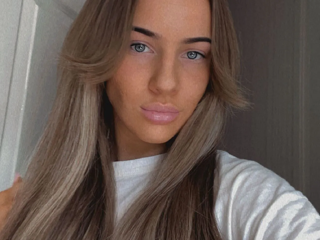 PetiteBrunettex20 profilbild på webbkameramodell