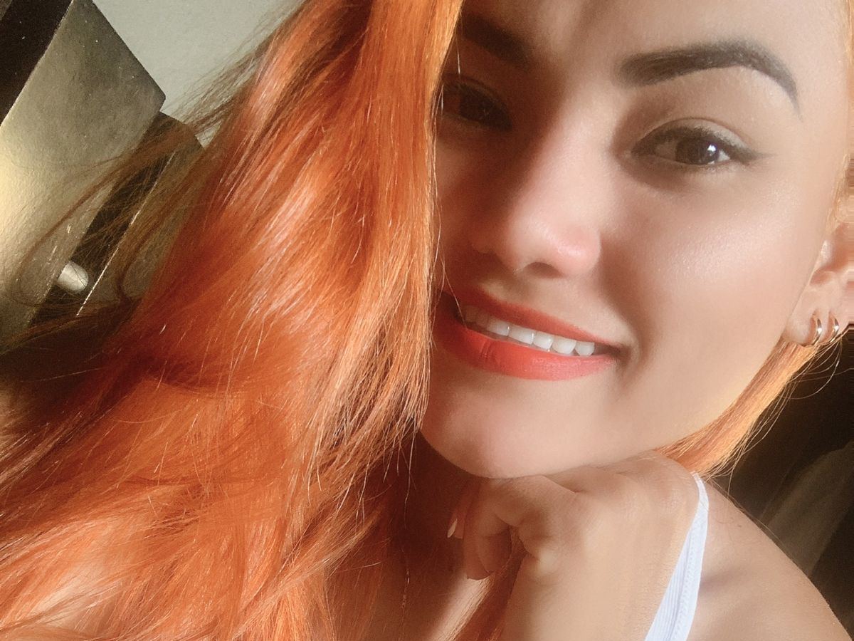 Foto de perfil de modelo de webcam de MichellFoxLat