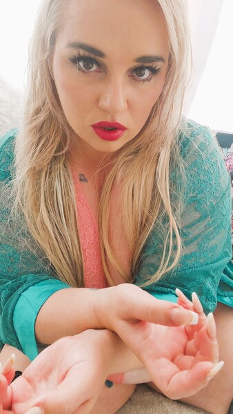 Darsteller solegoddesstoocurvy Foto 8