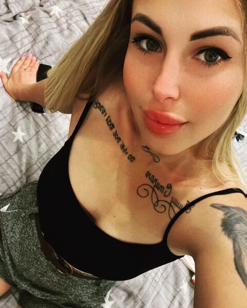 Performer DorothyXStar Photo 4