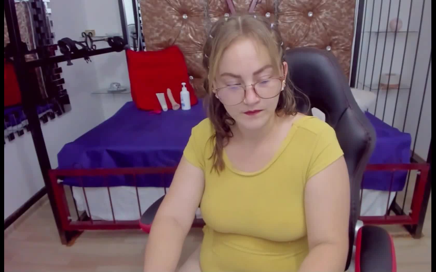 Artista ZamaharaaCruz Video 1