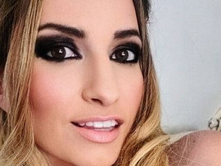 Imagen de perfil de modelo de cámara web de Msqudd