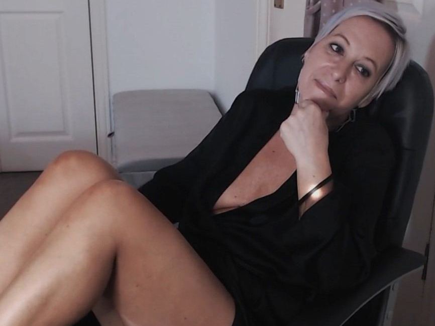 PearlNexen profielfoto van cam model