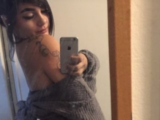 Foto de perfil de modelo de webcam de Monibebee19 