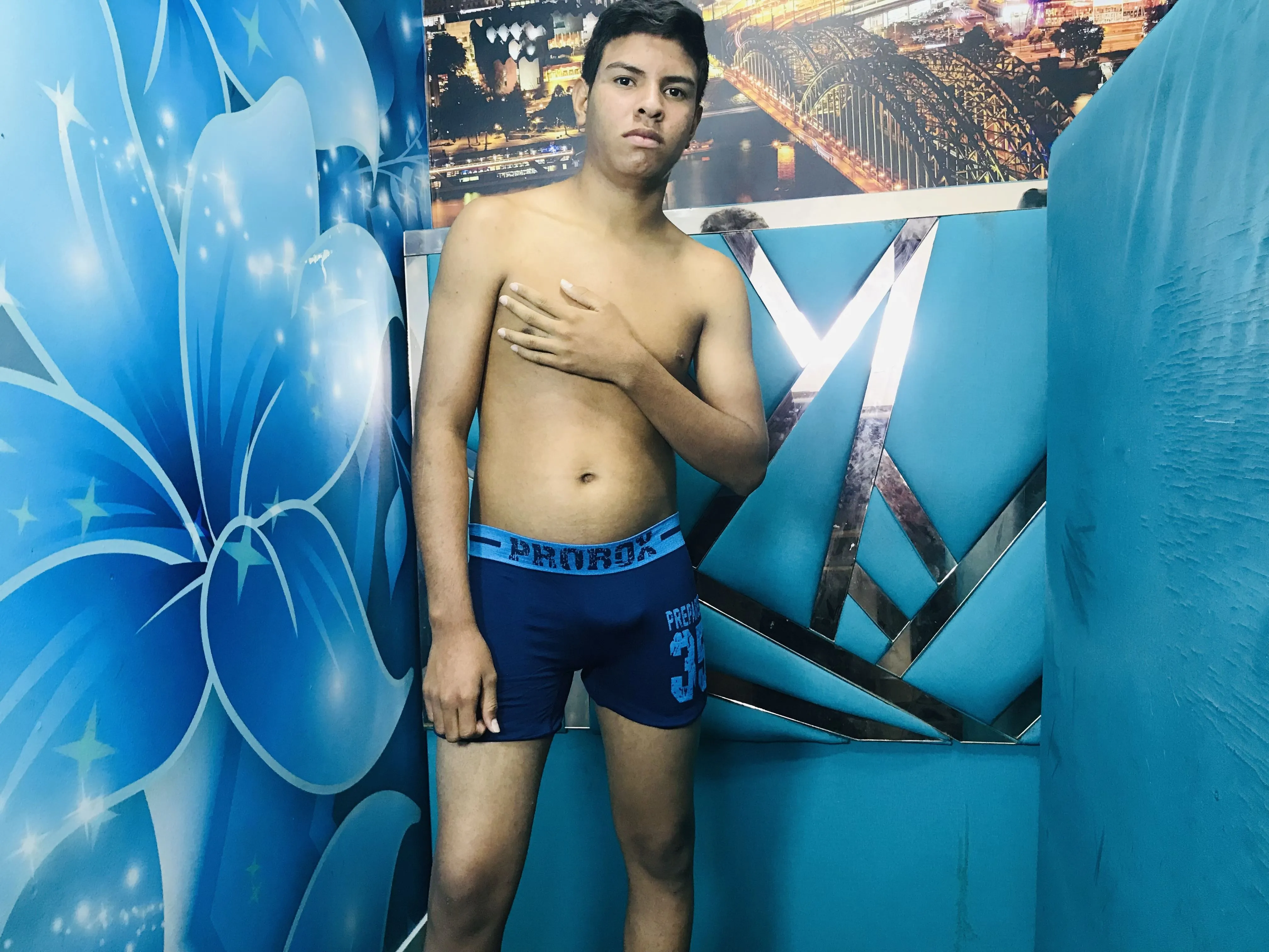 Image de profil du modèle de webcam SebastianHorny