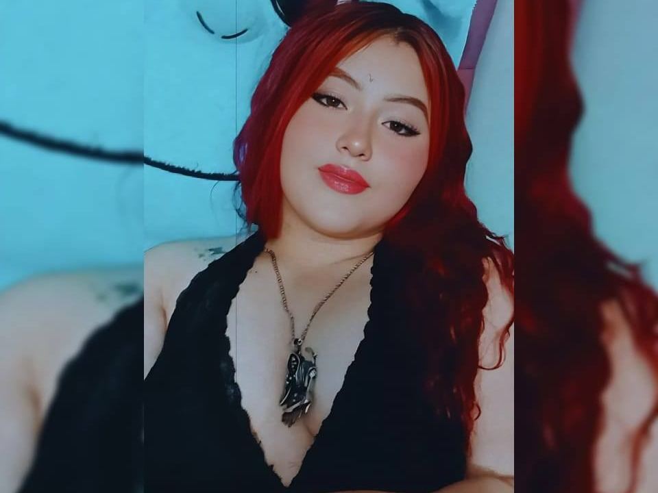 Imagen de perfil de modelo de cámara web de Coralinefox19
