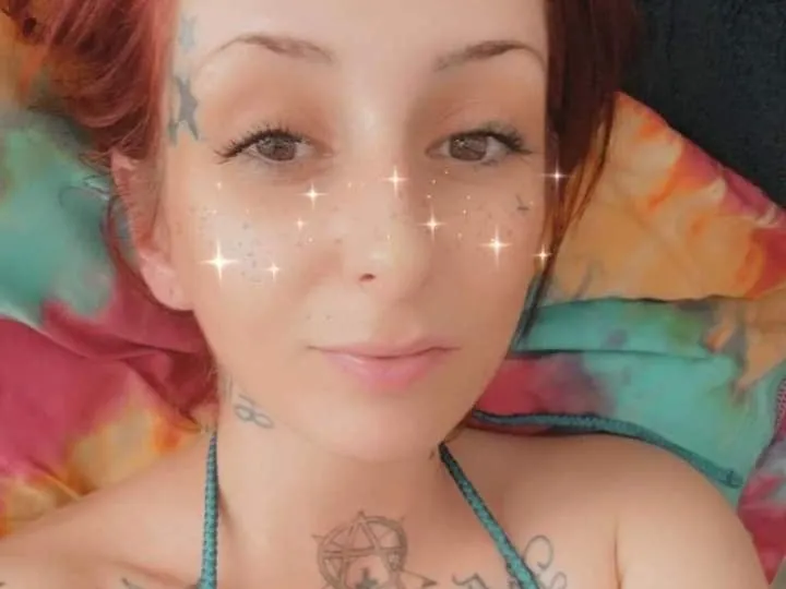 Image de profil du modèle de webcam aleximisery
