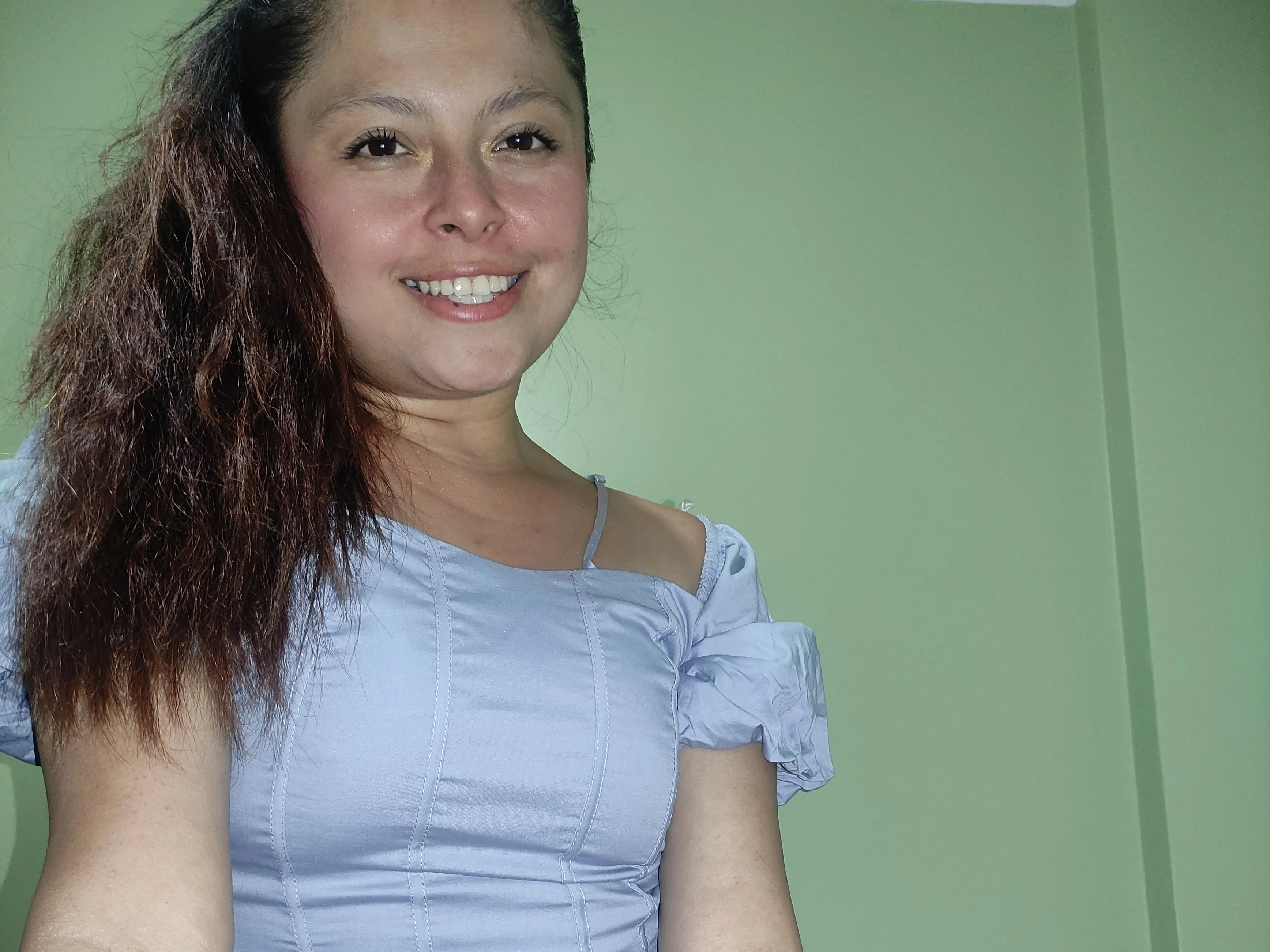 AlejaEsquivel profielfoto van cam model