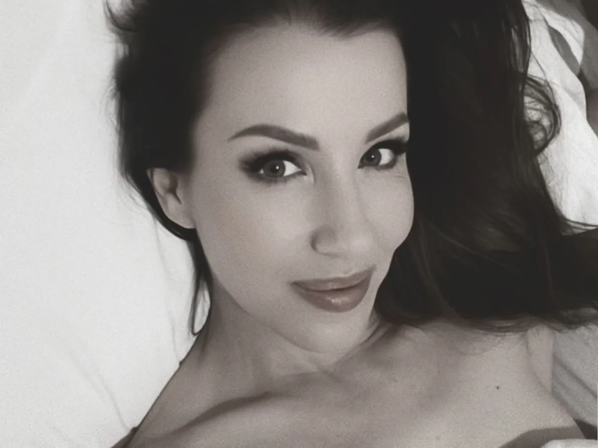 Image de profil du modèle de webcam MaddieUKxx