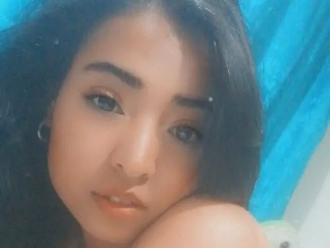 MilaCameron profielfoto van cam model