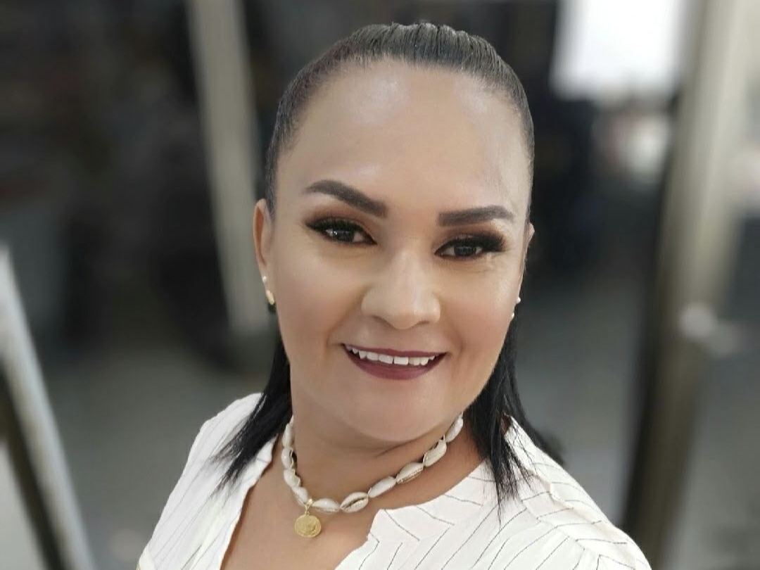 Image de profil du modèle de webcam LoreneColson