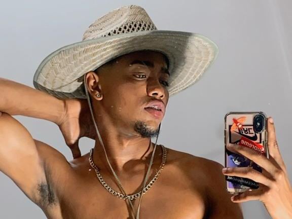 Profilbilde av anddy33 webkamera modell