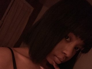 Image de profil du modèle de webcam Royalkatrina