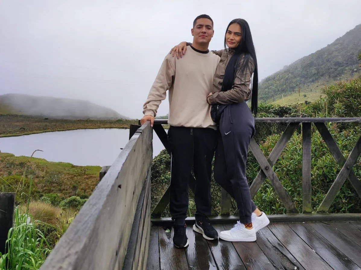 Foto de perfil de modelo de webcam de EmmaAndMicke