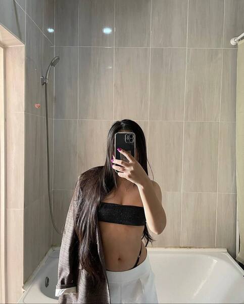 Intérprete seeyamin Foto 1