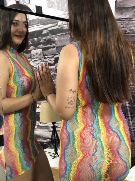 Artiest YuliAnal Foto 2