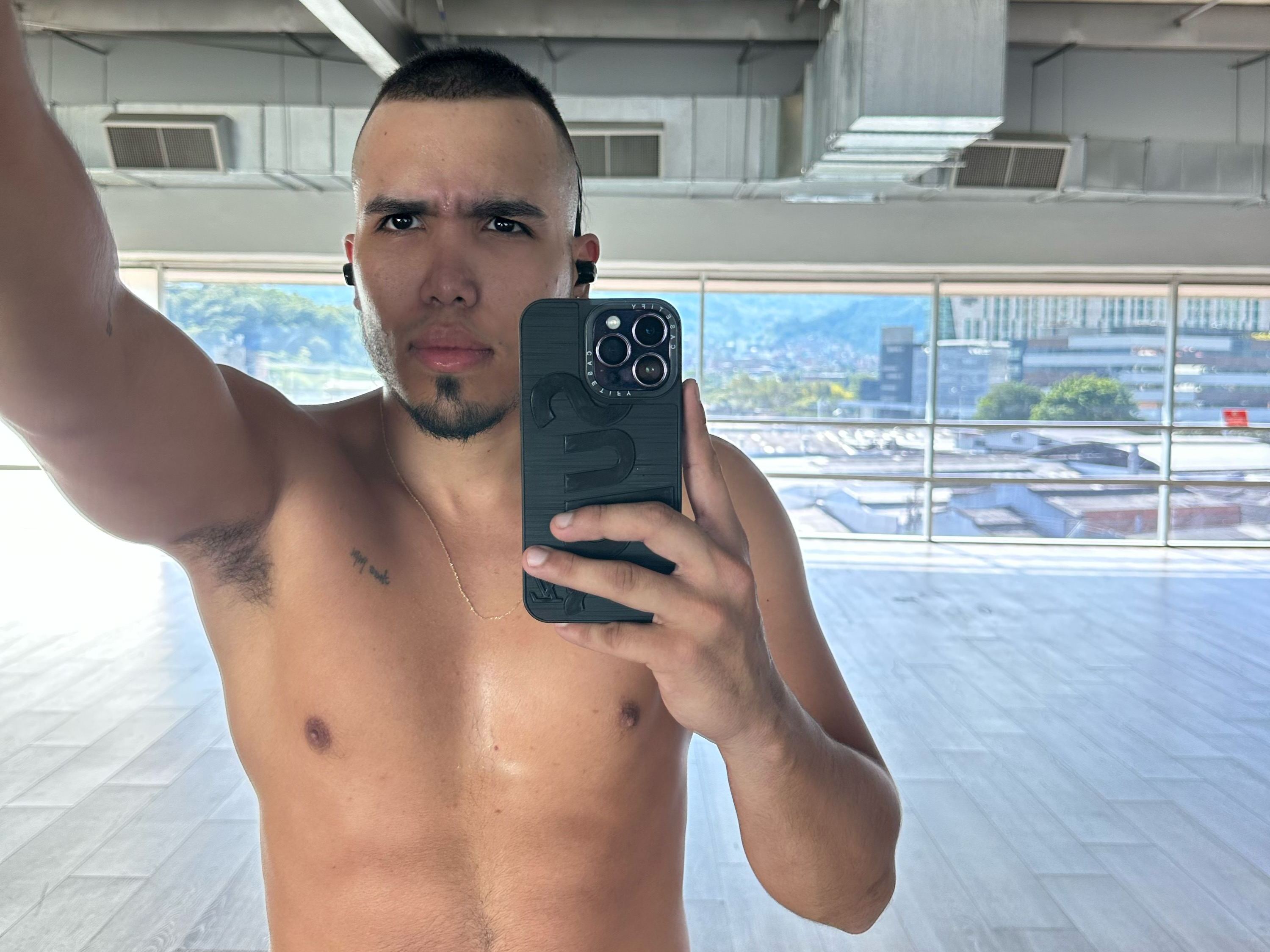 Foto de perfil de modelo de webcam de BARBERXL1996