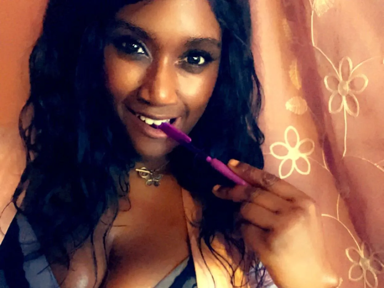 GoddessMinaSparkles profielfoto van cam model
