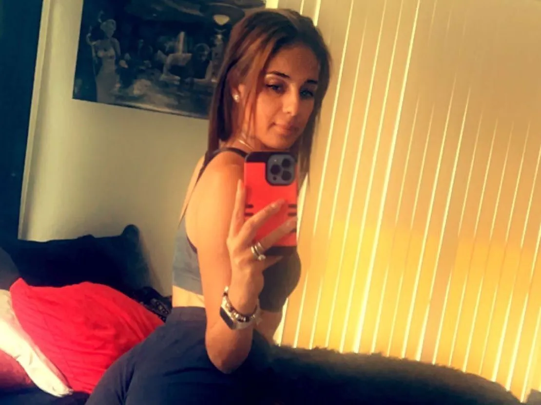 Yariiliciousforu profielfoto van cam model