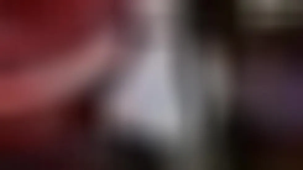 Artista jhuliaHills Video 2