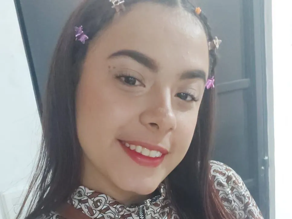 Profilbilde av CristalFlowers webkamera modell