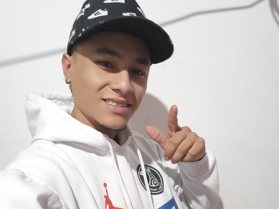 Foto de perfil de modelo de webcam de LiiamLarsson