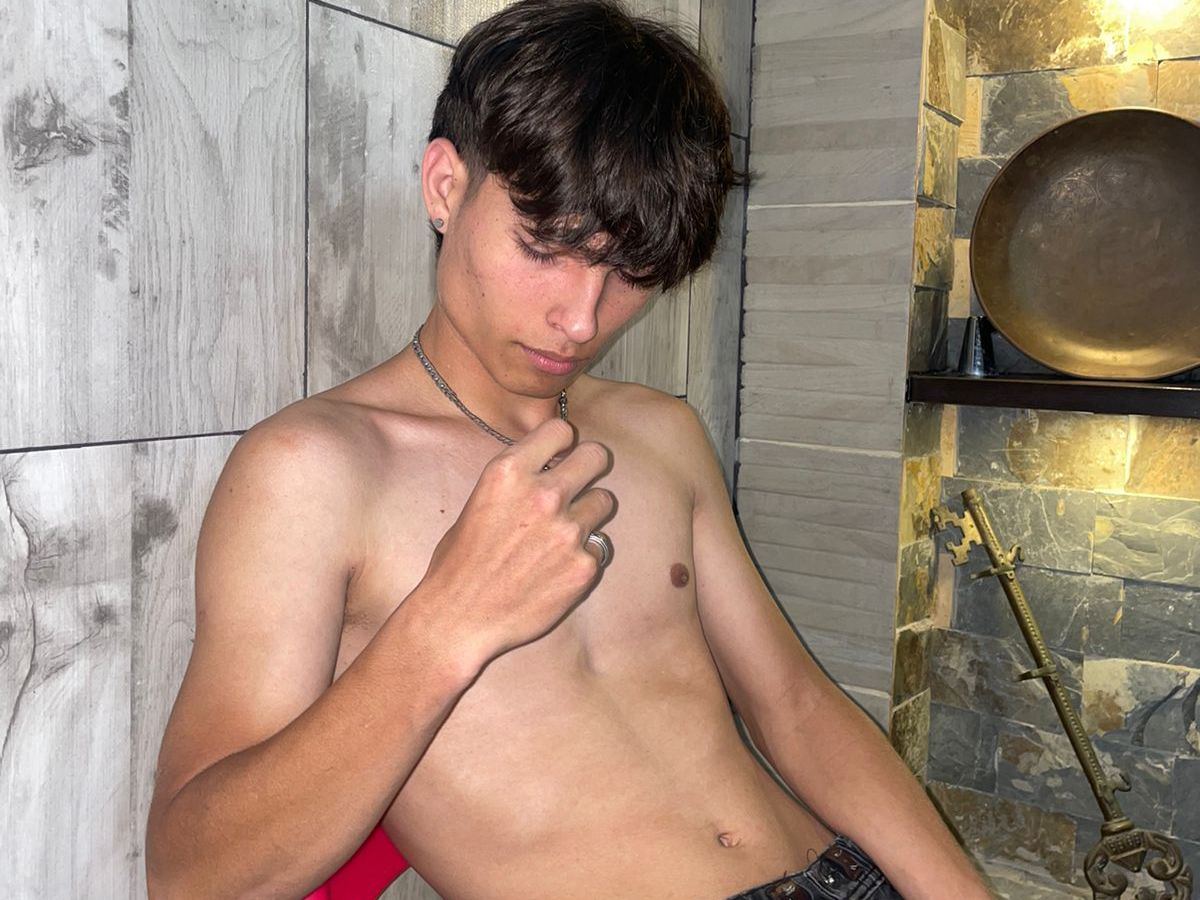 Image de profil du modèle de webcam DarioColins