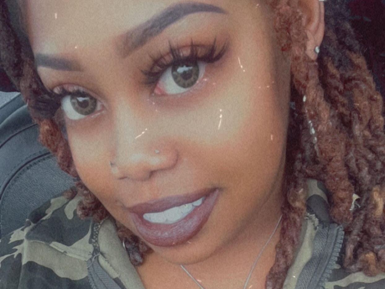 Image de profil du modèle de webcam HoneyCinnamonButt